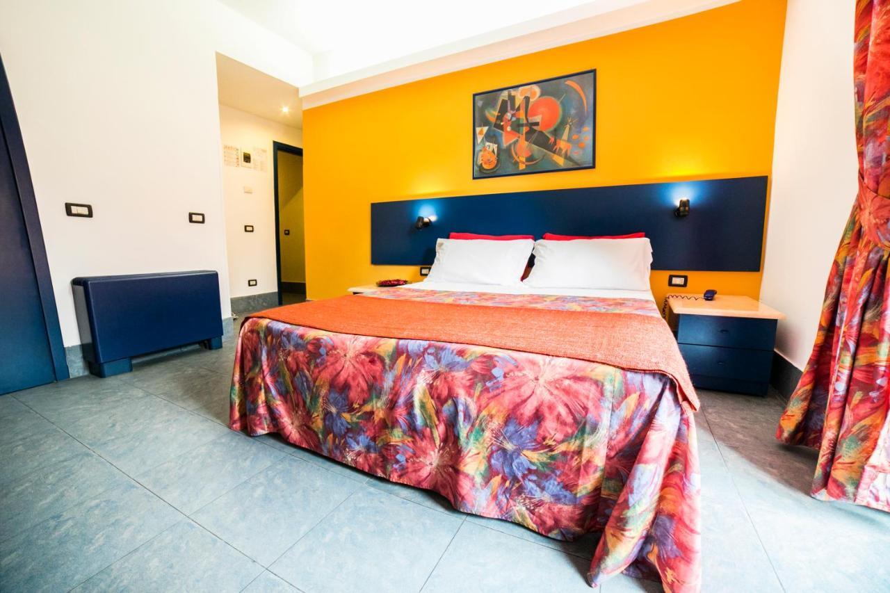 Hotel Raphael Montecatini Terme Exteriör bild